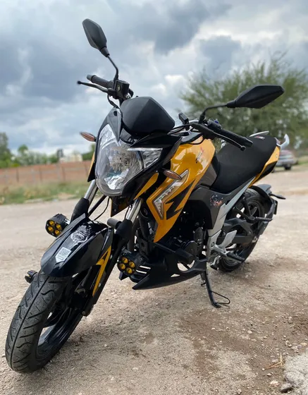 Motor Jalando Al 100, Llanta Trasera Nueva