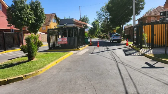 Casa. Con Excelente Ubicación M. Pajaritos Y Barrancas