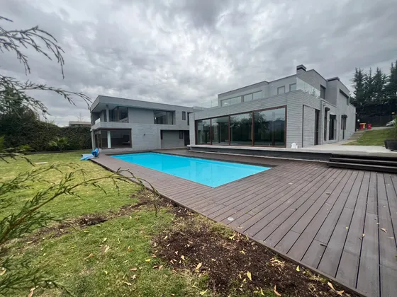 Mascorredores Vende Increíble Casa  Mediterránea 24/7