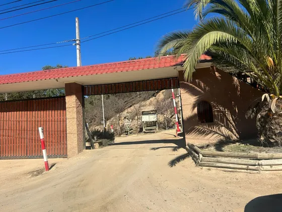 Parcela En Melosilla Con Piscina Y Tinaja | 5.000 M²