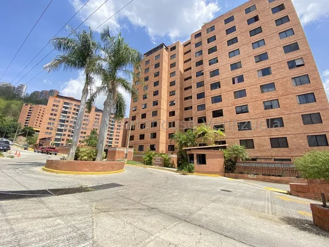 Se Vende Apartamento En Colinas De La Tahona Mls #24-25966