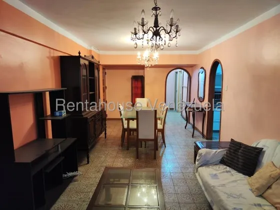 Jg Cod Flex 25-20942 Se Vende Bello Y Actualizado Apartamento Entre La Candelaria Y San Jose Negociable