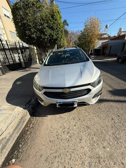 Chevrolet Onix 1.4 Activ 98cv