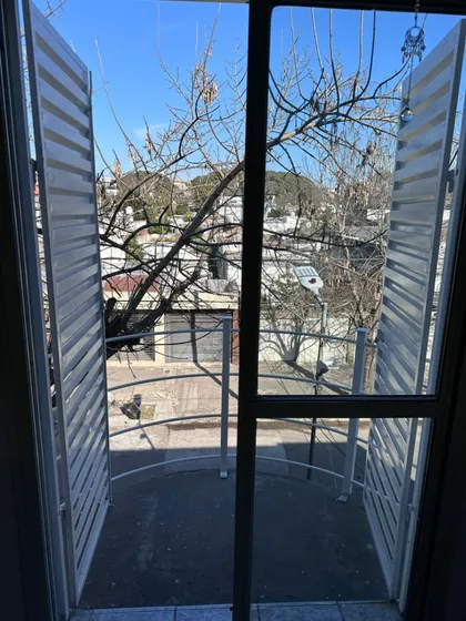 Monoambiente En Venta De 28 M2 Con Balcón Al Frente 