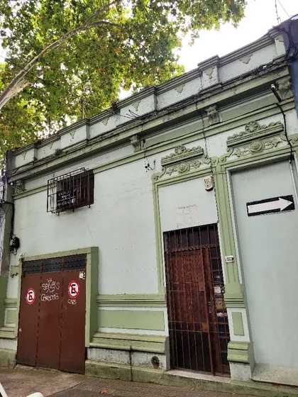 Casa Con Garaje Para 3 Autos 
