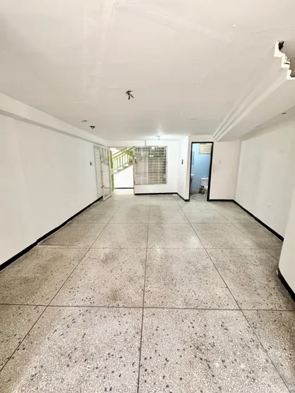 Local A-2 En Alquiler En El Edificio Villa Del Mar - San Cristobal 