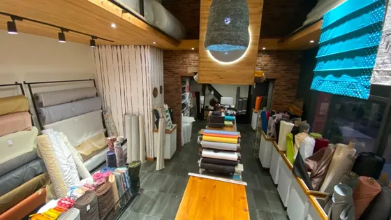 Local Comercial, Ubicación Privilegiada Y Presencia Urbana.