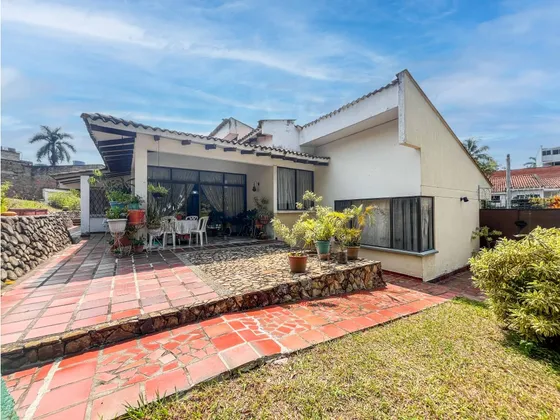 Venta De Casa Barrio Ciudad Jardín, Sur De Cali.
