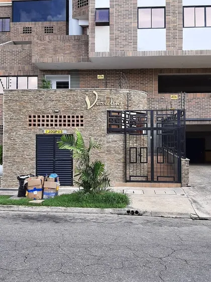 Apartamento En Alquiler En La Trigaleña Residencias Vesubio 