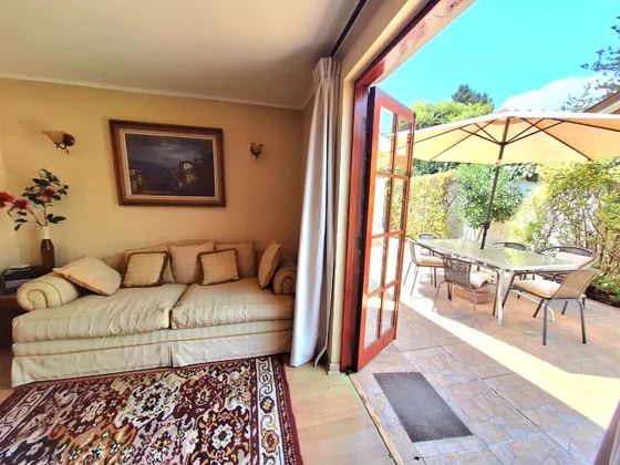 Preciosa Casa En Vitacura 4d/3b/3e