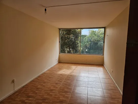 Departamento En Venta De 3 Dorm. En La Reina