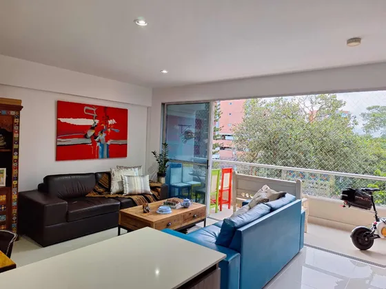 Venta Hermoso Apartamento Loma Las Brujas Muga