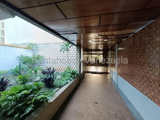Apartamento En Alquiler. Santa Rosa De Lima. Mls 25-24185