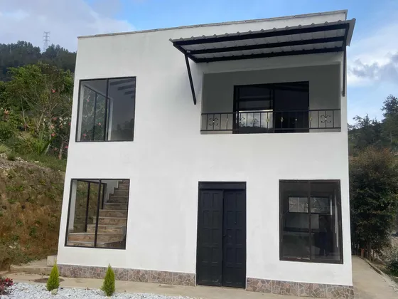 Finca En Guarne-la Clarita, Arriendo. 2500m