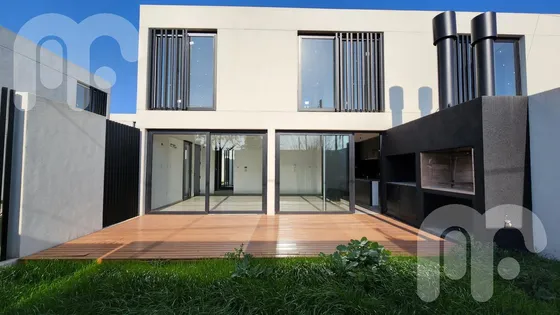 Alquiler Duplex 2 Dormitorios En Hernandez