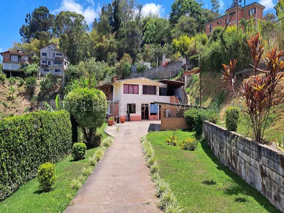 Espectacular Casa En San Antonio Sector La Suiza