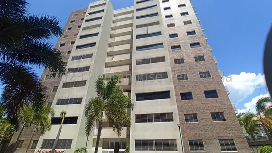 & Maria Luisa Mendoza Vende Espectacular Apartamento En El Oeste De La Ciudad De Barquisimeto Posee 2 Habitaciones 2 Baños Y Es Una Zona Muy Tranquila Y Segura 2 5 4 9 9 9                             