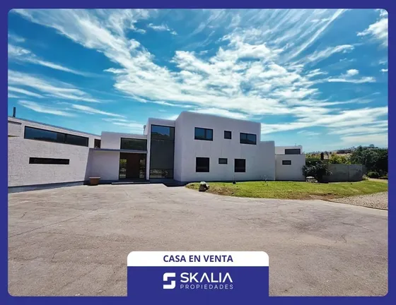 Casa En Parcela En Arriendo En Hacienda Chacabuco, Colina