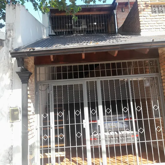 Hermoso Ph En Planta Alta