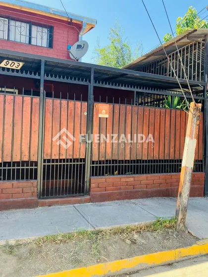 Casa En Venta De 3 Dorm Y 2 Bañ. En Renca