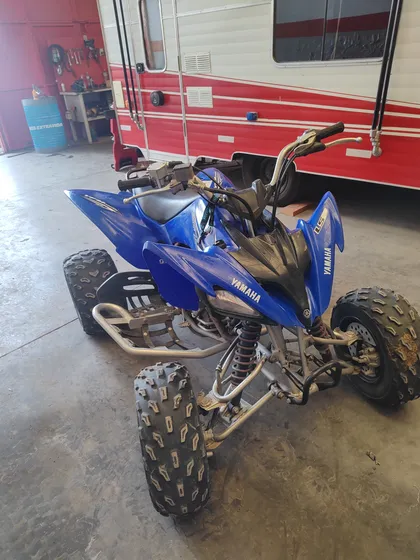 Cuatriciclo Yamaha Raptor 250 Ensanchado Con Parrillas