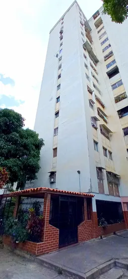 Venta De Apartamento En Coche Cerca De Las Veredas De Coche