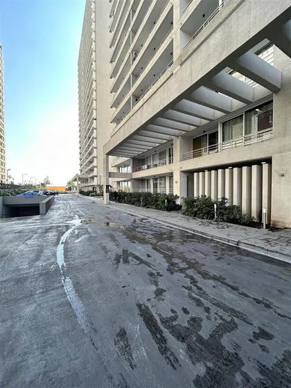 Departamento En Venta De 3 Dorm. En Macul