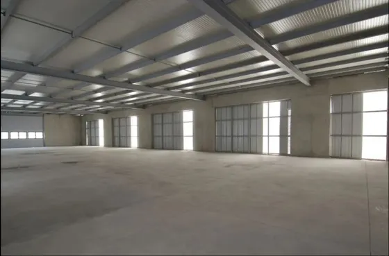 Bodega 1000m2 En Constituyentes Observatorio Con Acceso A Trailer Y Camionetas