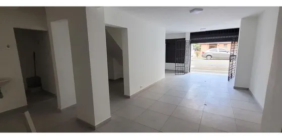 Local Comercial En Venta Estadio Carrera 73 65m