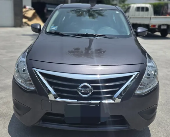Nissan Versa 1.6 Sense At
