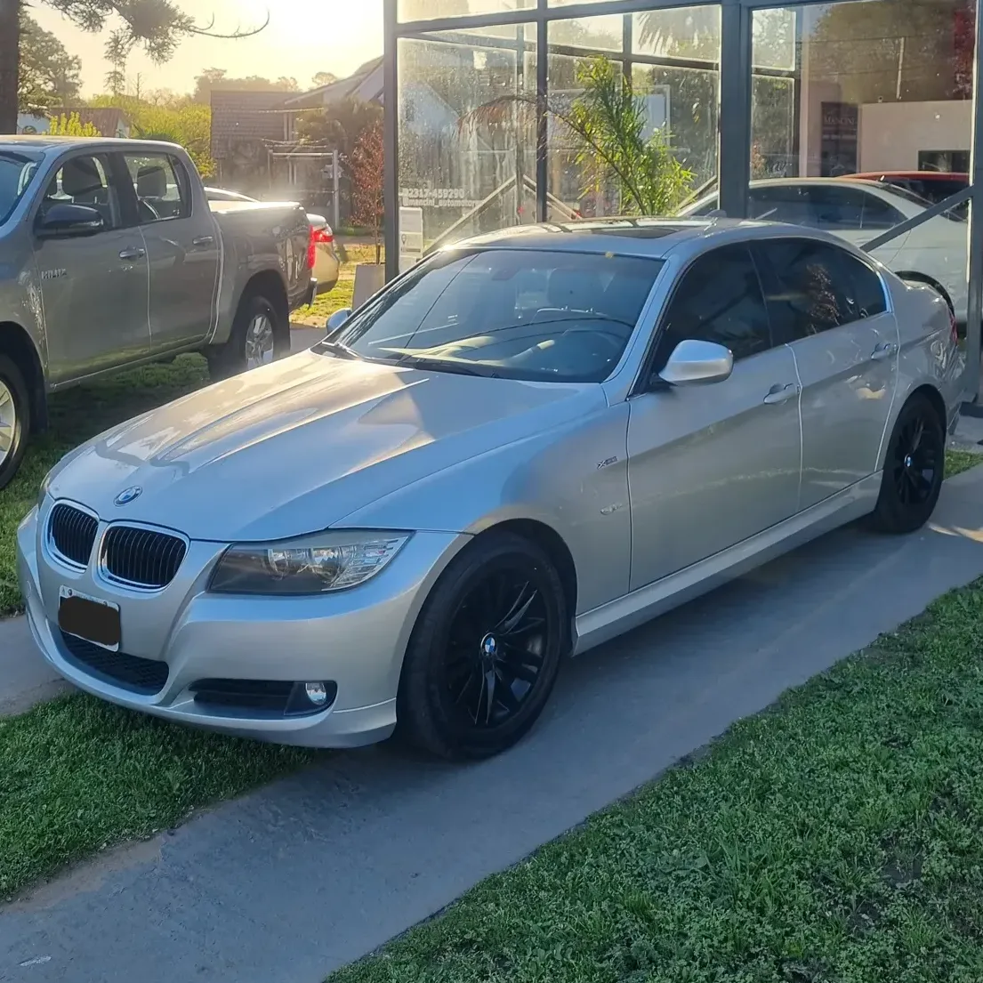 BMW 3 Series 2.5 325i Sedan Executive
