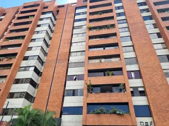Los Dos Caminos  Bello Apartamento 25-16675 G.s.