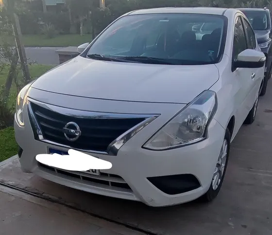 Nissan Versa V-drive