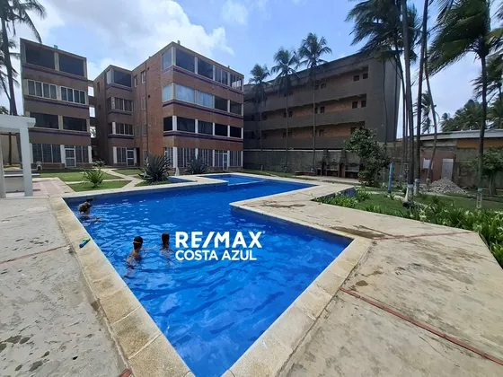 Remax Vende Apartamento Frente Al Mar En Boca De Aroa, Tucacas