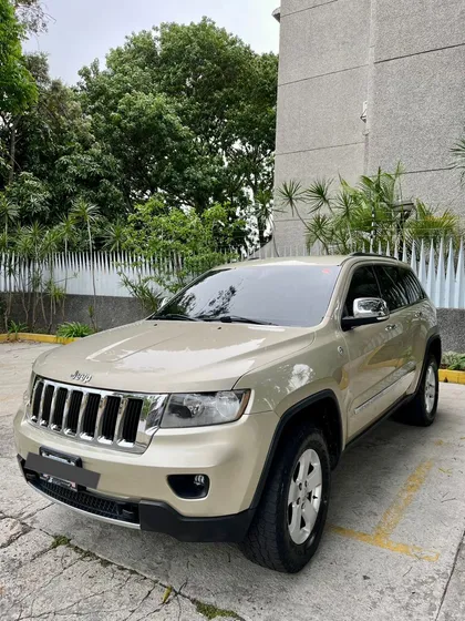 Jeep Grand Cherokee Camioneta Sport Wagon