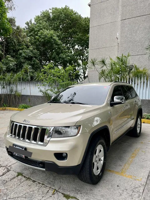 Jeep Grand Cherokee Camioneta Sport Wagon