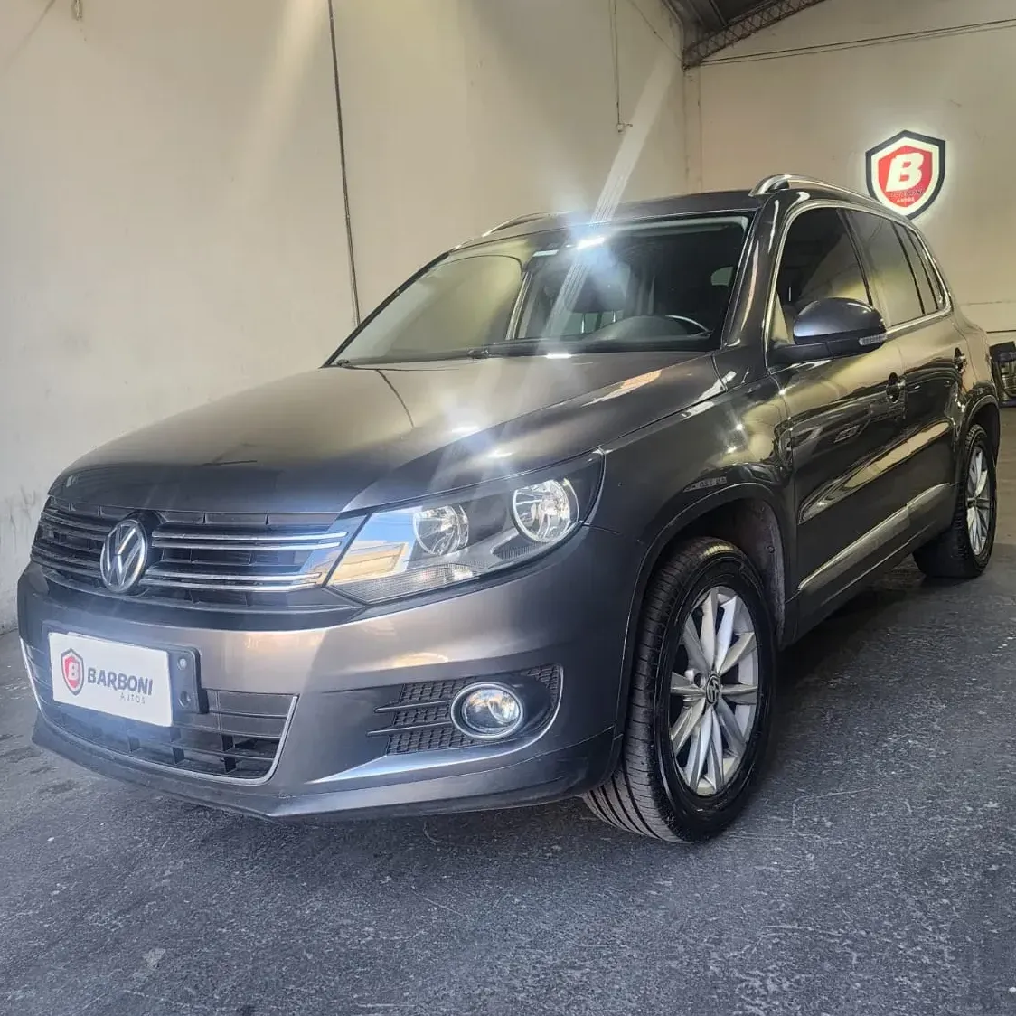 Volkswagen Tiguan 2.0 Premium TSI 200 hp