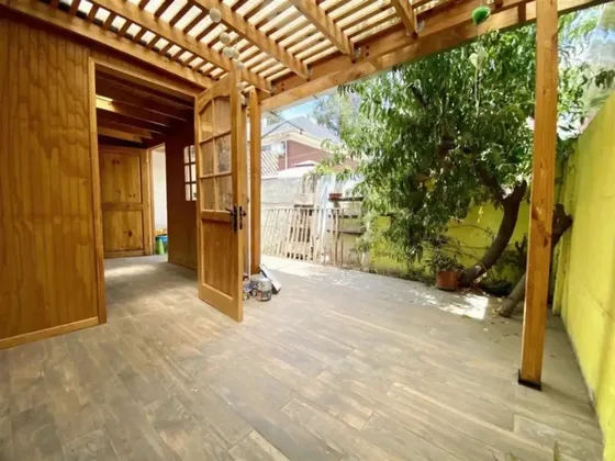 Casa En Venta De 3 Dorm. En Maipú / El Abrazo