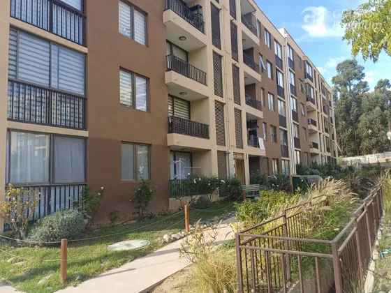 Departamento En Venta De 2 D. En Quilpué Con Estacionamiento