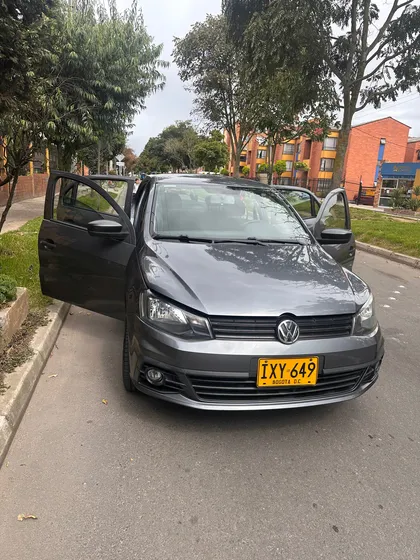 Volkswagen Voyage 1.6 Comfortline