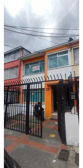 Arriendo Casa 2 Niveles Oficina San Luis Chapinero 250mts $3.500.000