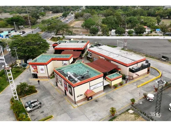 Se Alquila C.c.  De 1000 M2. Av Intercomunal Cabudare Barquisimeto