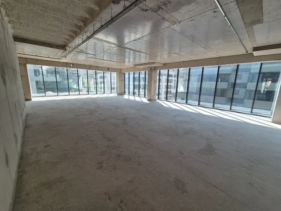 Magnifica Oficina En Obra Gruesa Gran Vista 188m !!