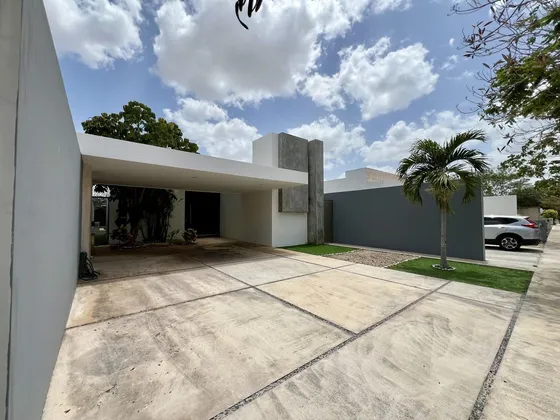 Casa En Venta En Mérida, Privada Arborea, Conkal ( Una Planta)