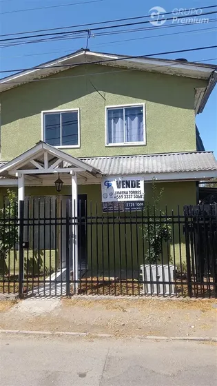 Casa En Venta De 4 Dorm. En Curicó