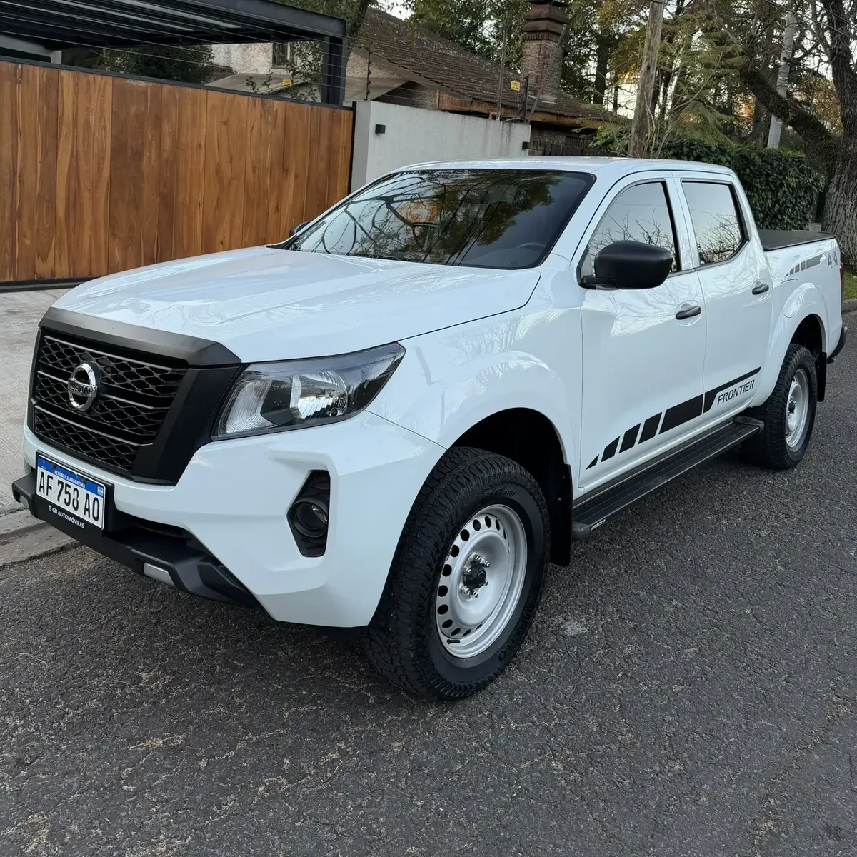 Nissan Frontier 2.3 S Cd 4x4 Mt