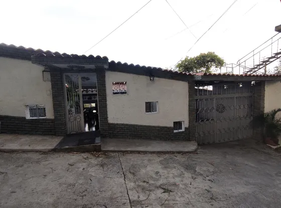 Venta De Casa En San Antonio De Los Altos, Sector El Limon Rz