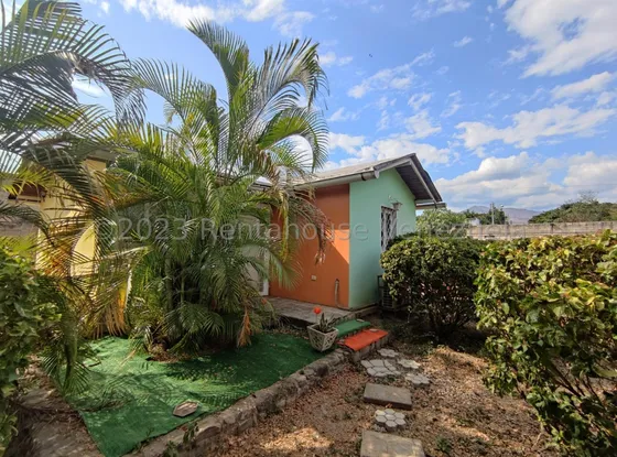Vendo Hermosa Casa Ubicada Envalle De Paya Turmero, Cód. 25-15098 Myc
