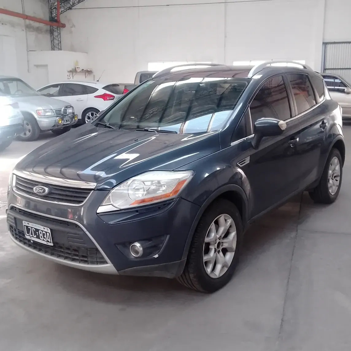 Ford Kuga 2.5 Titanium At 4x4 L (ku05)