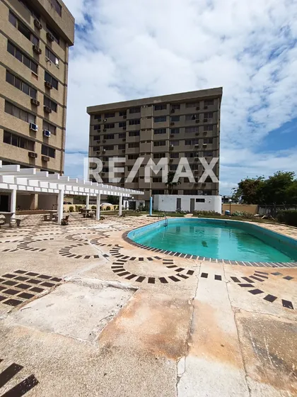 Apartamento En Residencia Los Sauces, Costa Azul, Isla De Margarita
